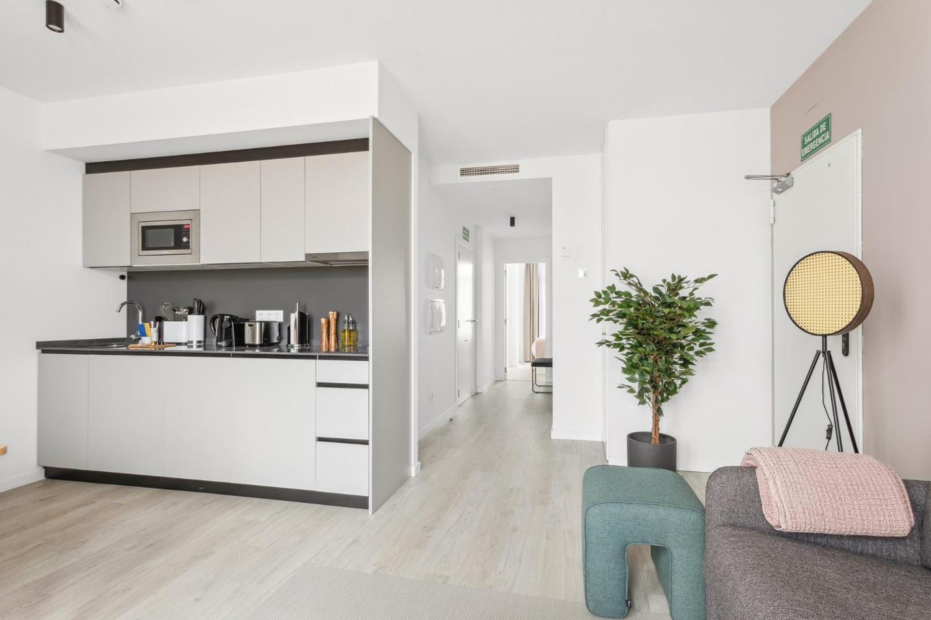Limehome Valencia Calle De Cadiz الغرفة الصورة
