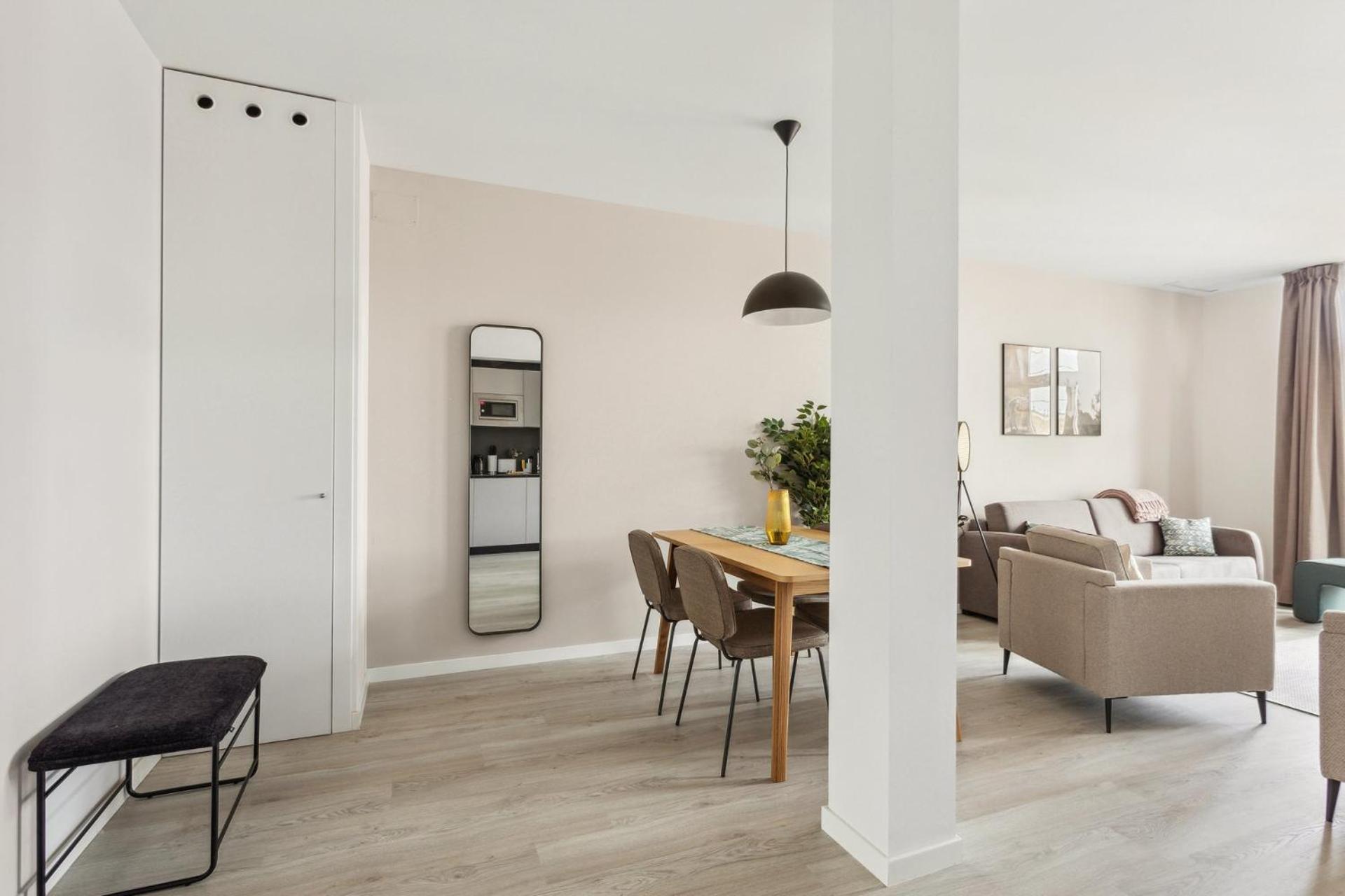 Limehome Valencia Calle De Cadiz الغرفة الصورة
